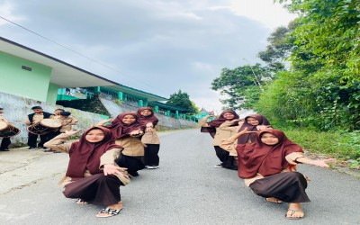 Ekstrakurikuler Wajib dan Pilihan di Hari Jumat Berkah